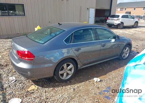 2013 Volkswagen Passat 2.5L Se from USA, damaged, VIN 1VWBP7A31DC136760